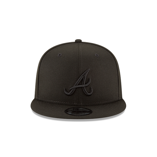 MEN'S NEW ERA MLB 9FIFTY ATLANTA BRAVES ALL BLACK SNAPBACK HAT