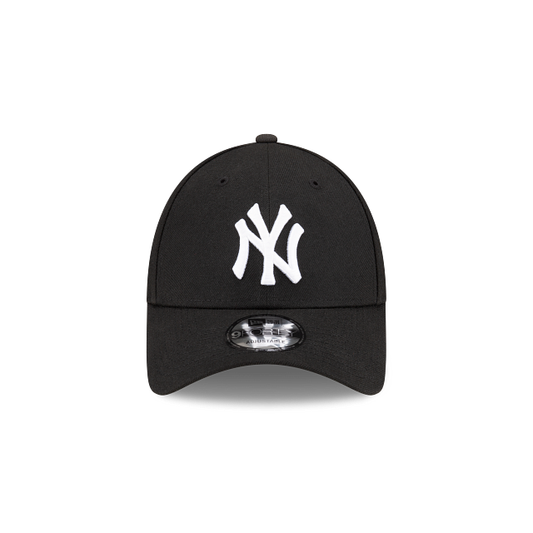 MEN'S NEW ERA MLB THE LEAGUE 9FORTY NEW YORK YANKEES BLACK & WHITE VELCRO ADJUSTABLE CAP