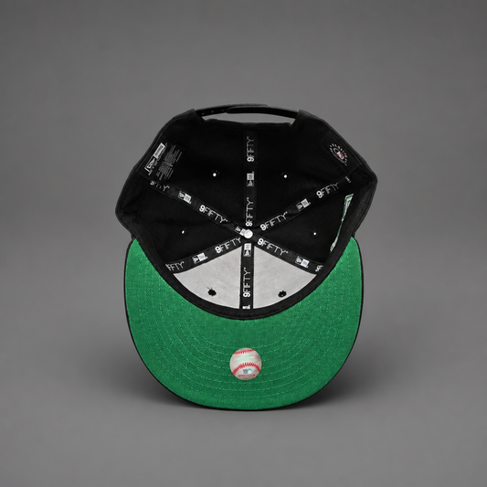MEN'S NEW ERA MLB BLACK & GREEN TORONTO BLUE JAYS 50TH SEASON PATCH 9FIFTY SNAPBACK HAT