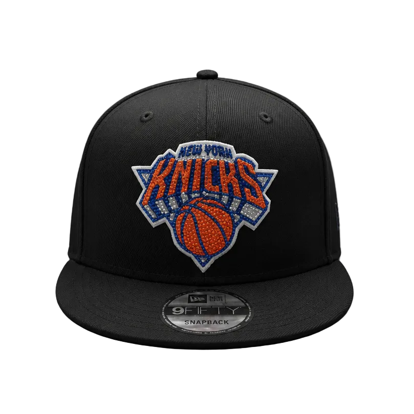 NEW ERA MEN'S 9FIFTY A-FRAME NBA NEW YORK KNICKS RHINESTONE LOGO BLACK SNAPBACK HAT