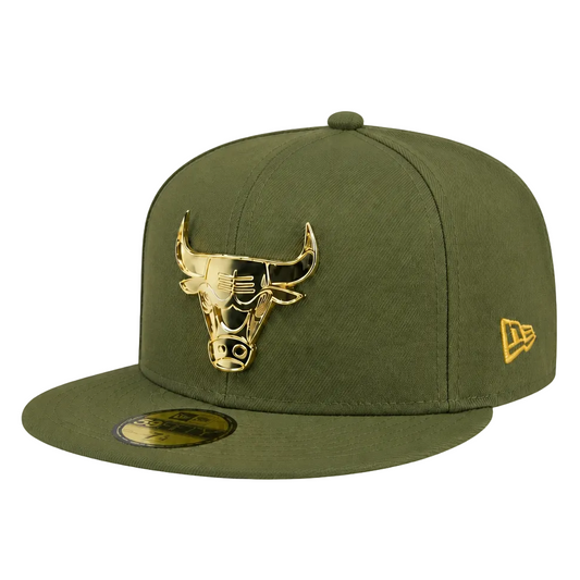 MEN'S NEW ERA 59FIFTY CHICAGO BULLS OLIVE/METAL BADGE FITTED HAT