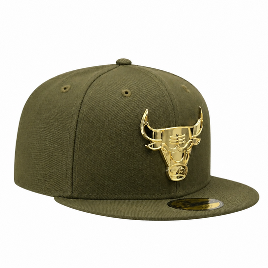 MEN'S NEW ERA 59FIFTY CHICAGO BULLS OLIVE/METAL BADGE FITTED HAT