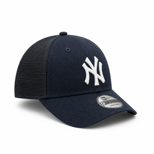 MEN'S NEW ERA MLB 9FORTY NEW YORK YANKEES NAVY BLUE & WHITE MESH TRUCKER SNAPBACK CAP