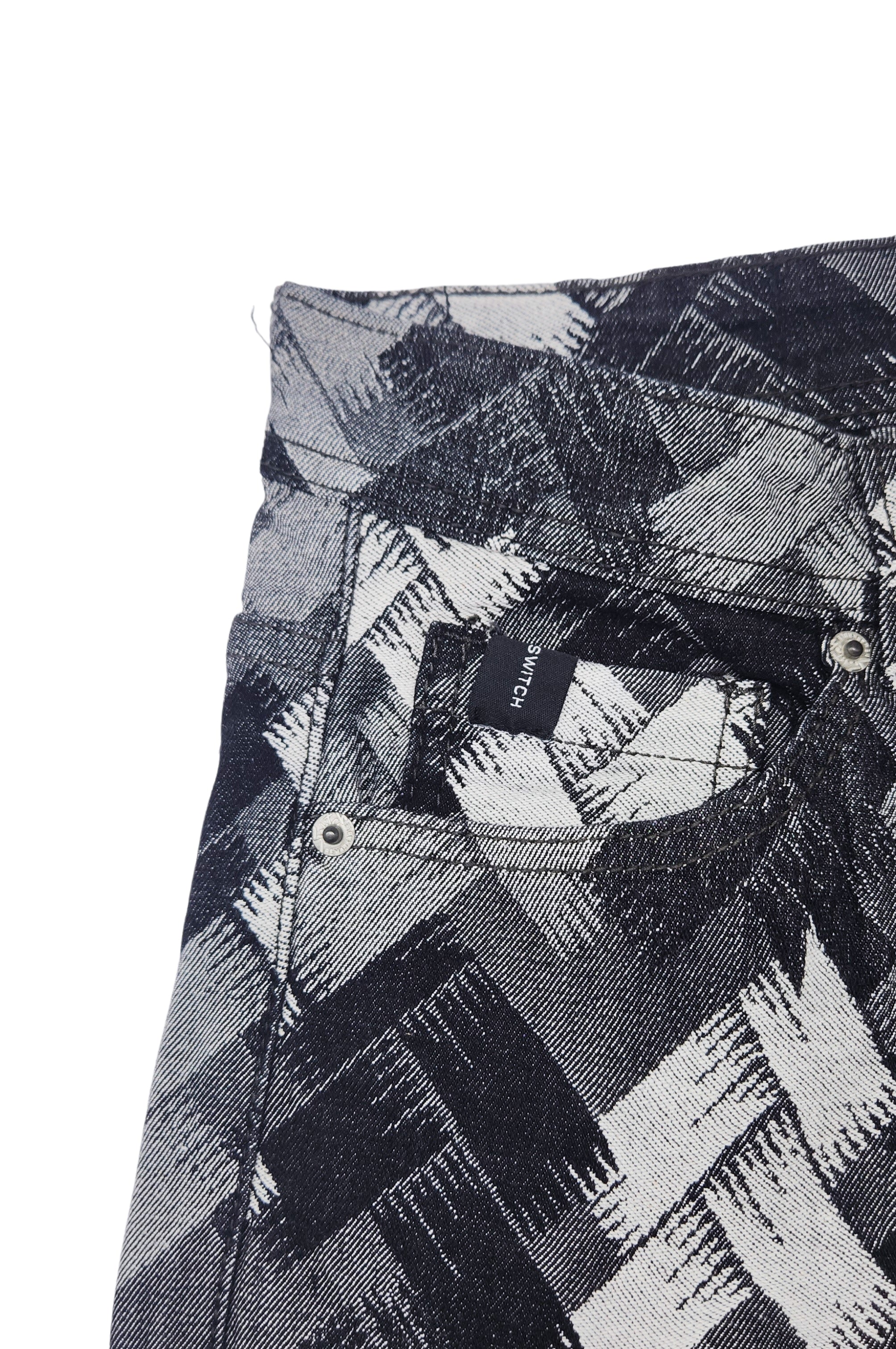 SWITCH REMARKABLE MEN'S JACQUARD DENIM JEANS (BLACK)