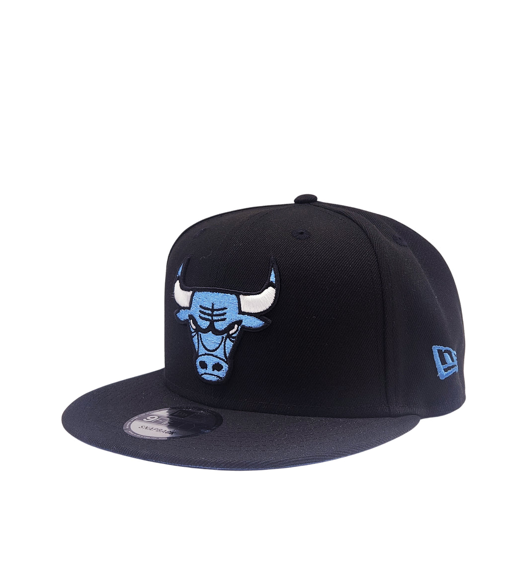 NEW ERA 9FIFTY NEW ERA CHICAGO BULLS 6X CHAMPS BLACK/BLUE SNAPBACK HAT