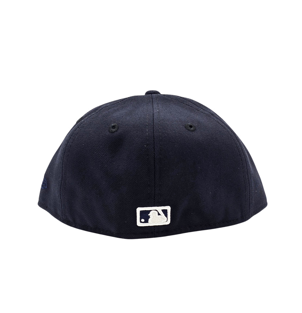 MEN'S 5950 NAVY WITH WHITE LEAF BLUE JAYS FITTED HAT