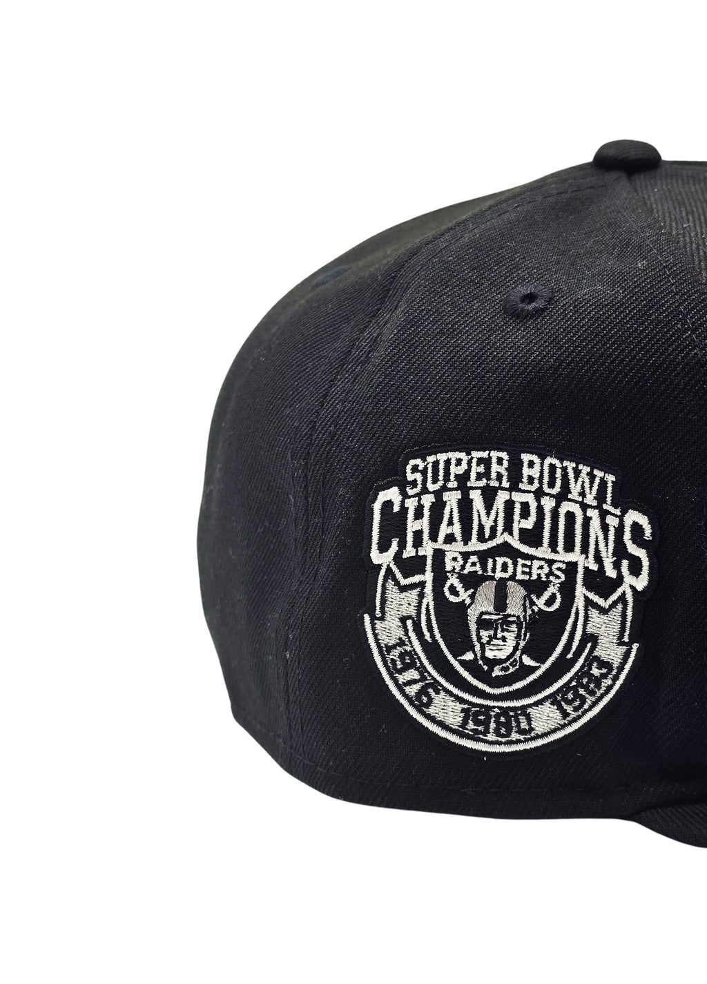 NEW ERA MEN'S 9FIFTY AMERICAN FOOTBALL LEAGUE SUPERBOWL CHAMPIONS LAS VEGAS RAIDERS BLACK SNAPBACK HAT