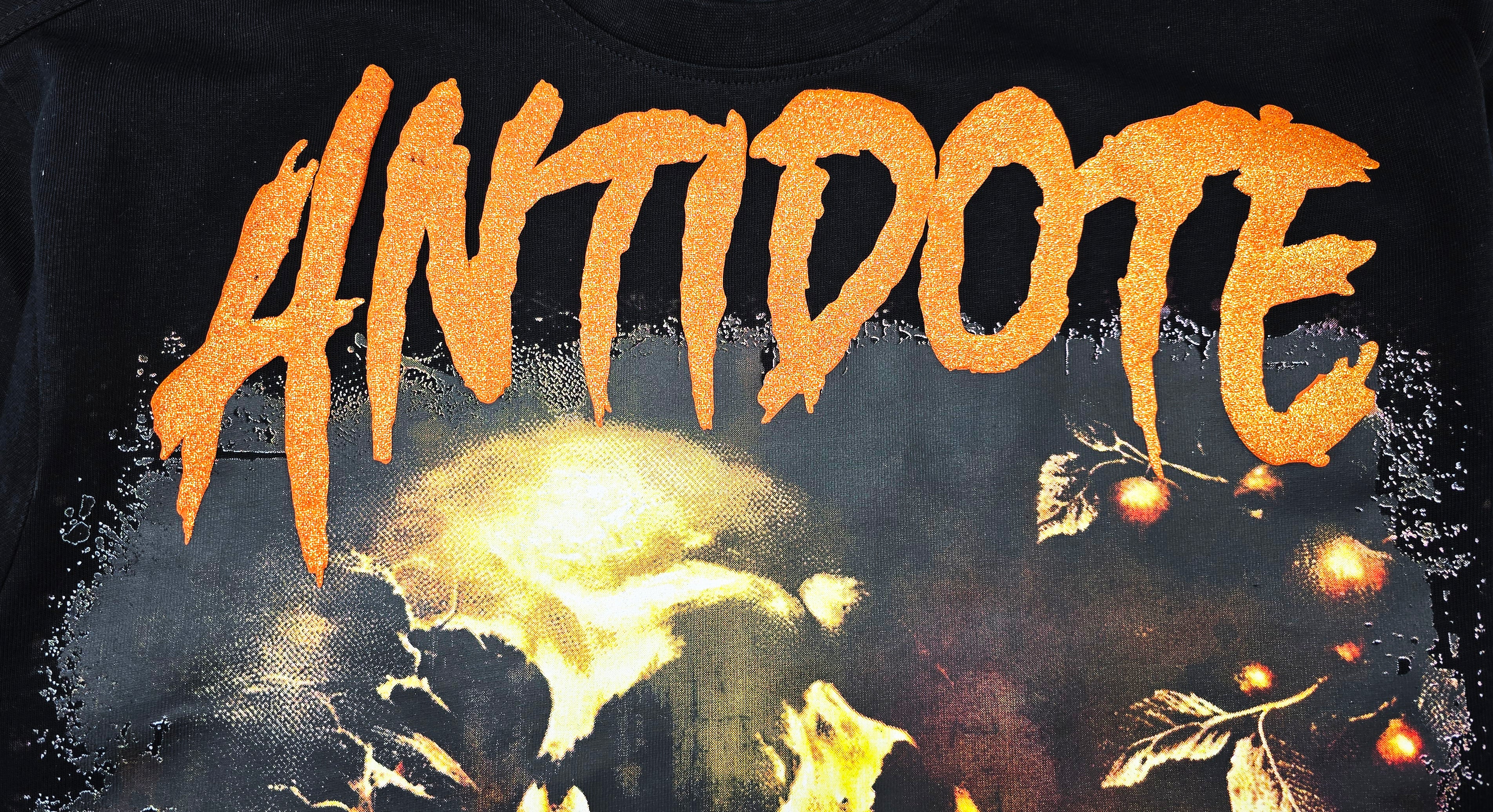 SWITCH MEN'S ANTIDOTE SKULL DROP SHOULDER GRAPHIC T-SHIRT (BLACK)