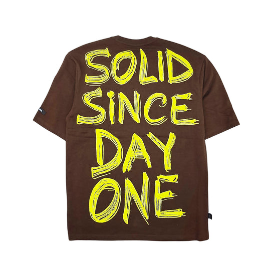 SWITCH MEN'S STAY SOLID GRAPHIC T-SHIRT (BROWN)