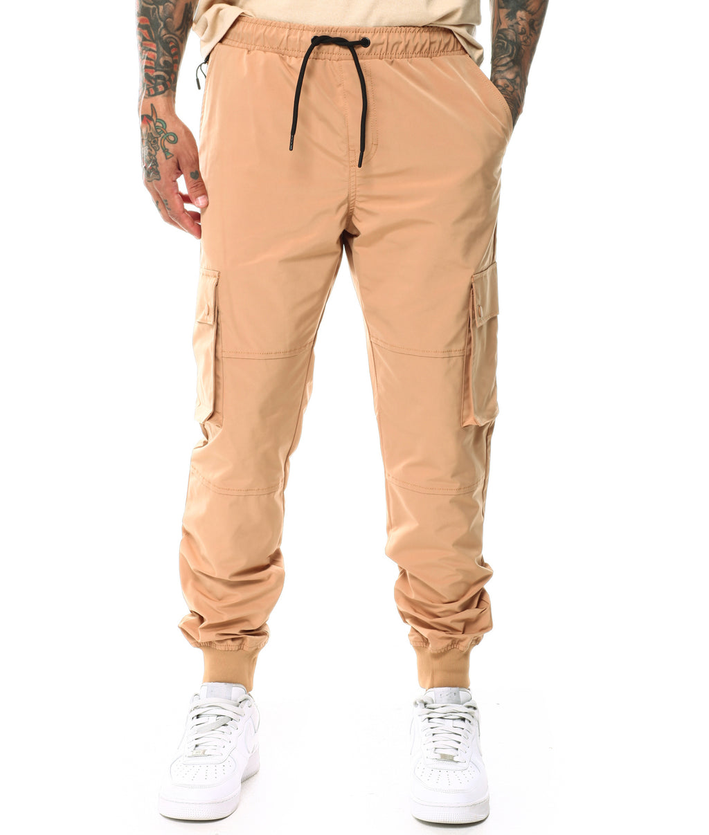 MEN'S RIBBED CUFF WOVEN CARGO JOGGER (SAND)