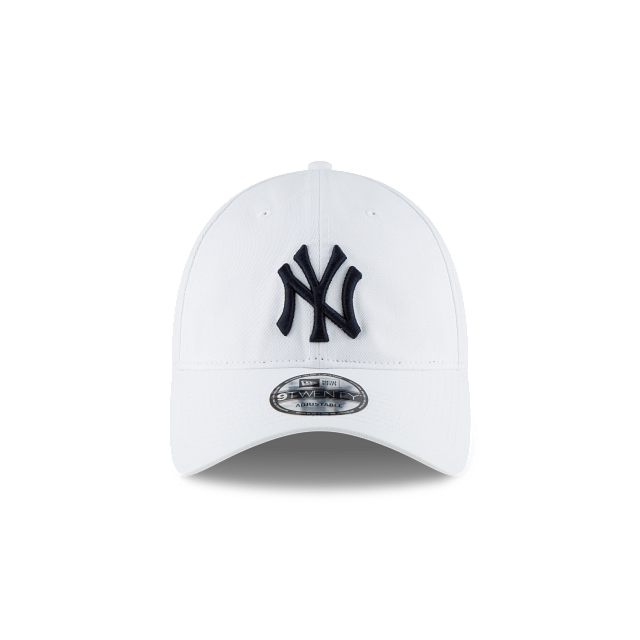 MEN'S NEW ERA MLB CORE CLASSIC 2 9TWENTY NEW YORK YANKEES WHITE & BLACK STRAPBACK CAP