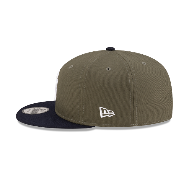 MEN'S NEW ERA MLB CHASE 9FIFTY NEW YORK YANKEES OLIVE GREEN & NAVY BLUE SNAPBACK HAT