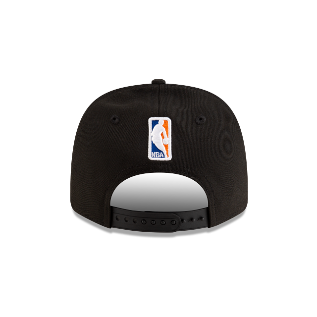 MEN'S NEW ERA NBA NEW YORK KNICKS 9SEVENTY STRETCH-SNAP BLACK SNAPBACK HAT