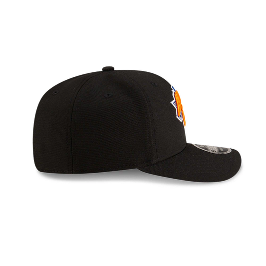 MEN'S NEW ERA NBA NEW YORK KNICKS 9SEVENTY STRETCH-SNAP BLACK SNAPBACK HAT