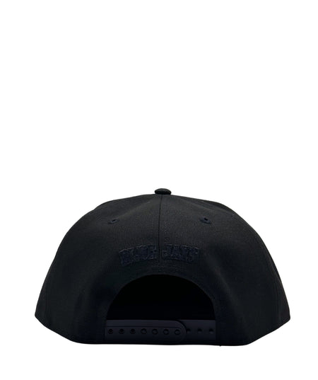 950 TORONTO BLUE JAYS RED LEAF LOGO ON BLACK SNAPBACK