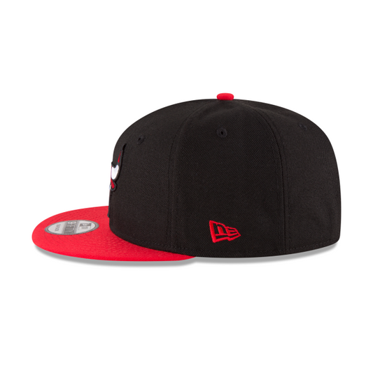 MEN'S NEW ERA NBA 9FIFTY CHICAGO BULLS BLACK & RED 2TONE OTC SNAPBACK HAT