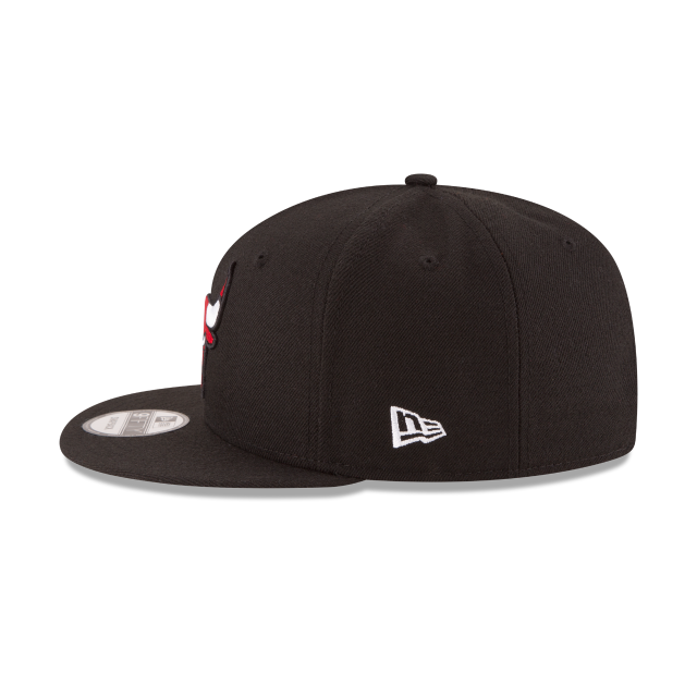 MEN'S NEW ERA NBA 9FIFTY CHICAGO BULLS BLACK & RED OTC SNAPBACK HAT