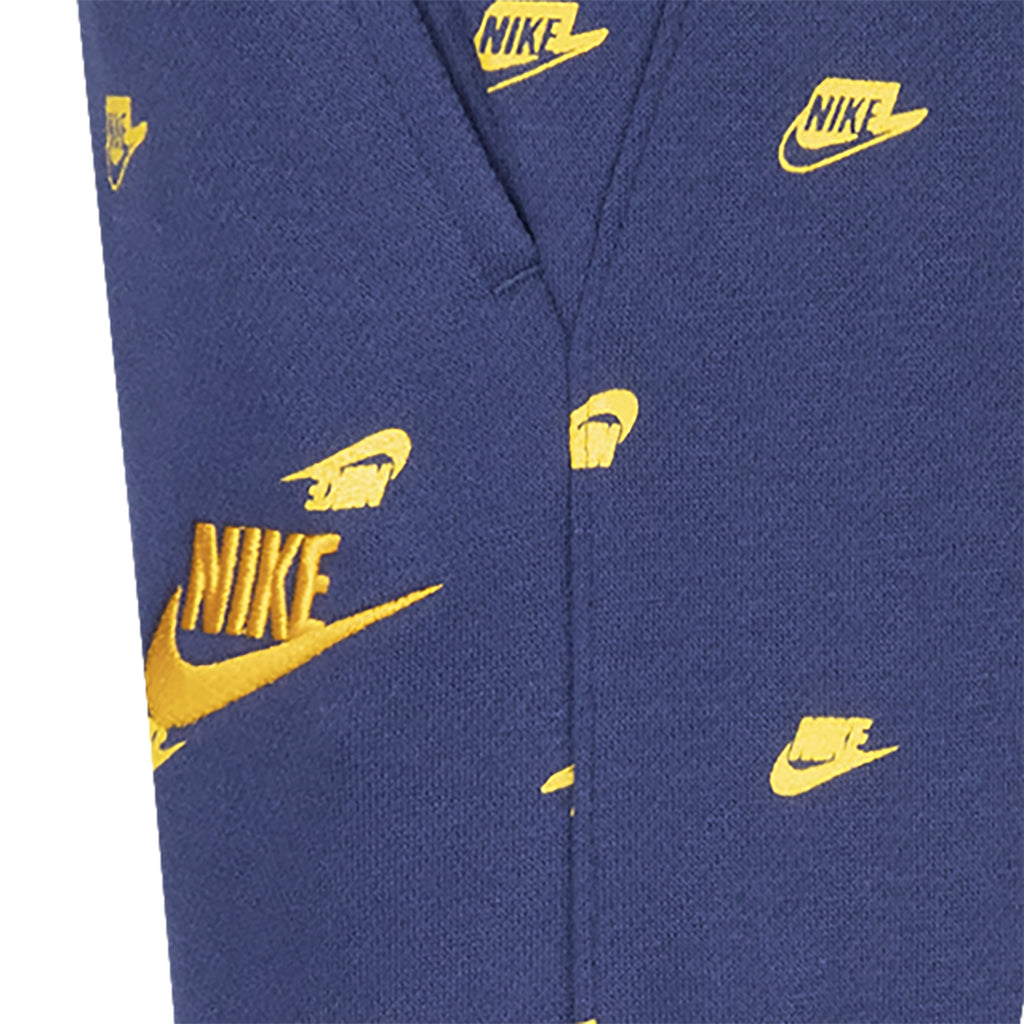 NIKE SPORTSWEAR KIDS CLUB MONOGRAM ALL OVER PRINT 2-PIECE SET (NAVY)