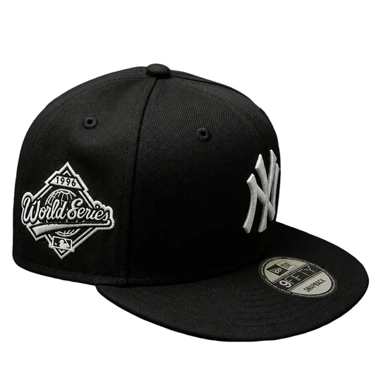 9FIFTY NEW ERA MEN'S MLB 1996 WORLD SERIES SIDEPATCH NEW YORK YANKEES BLACK SNAPBACK HAT