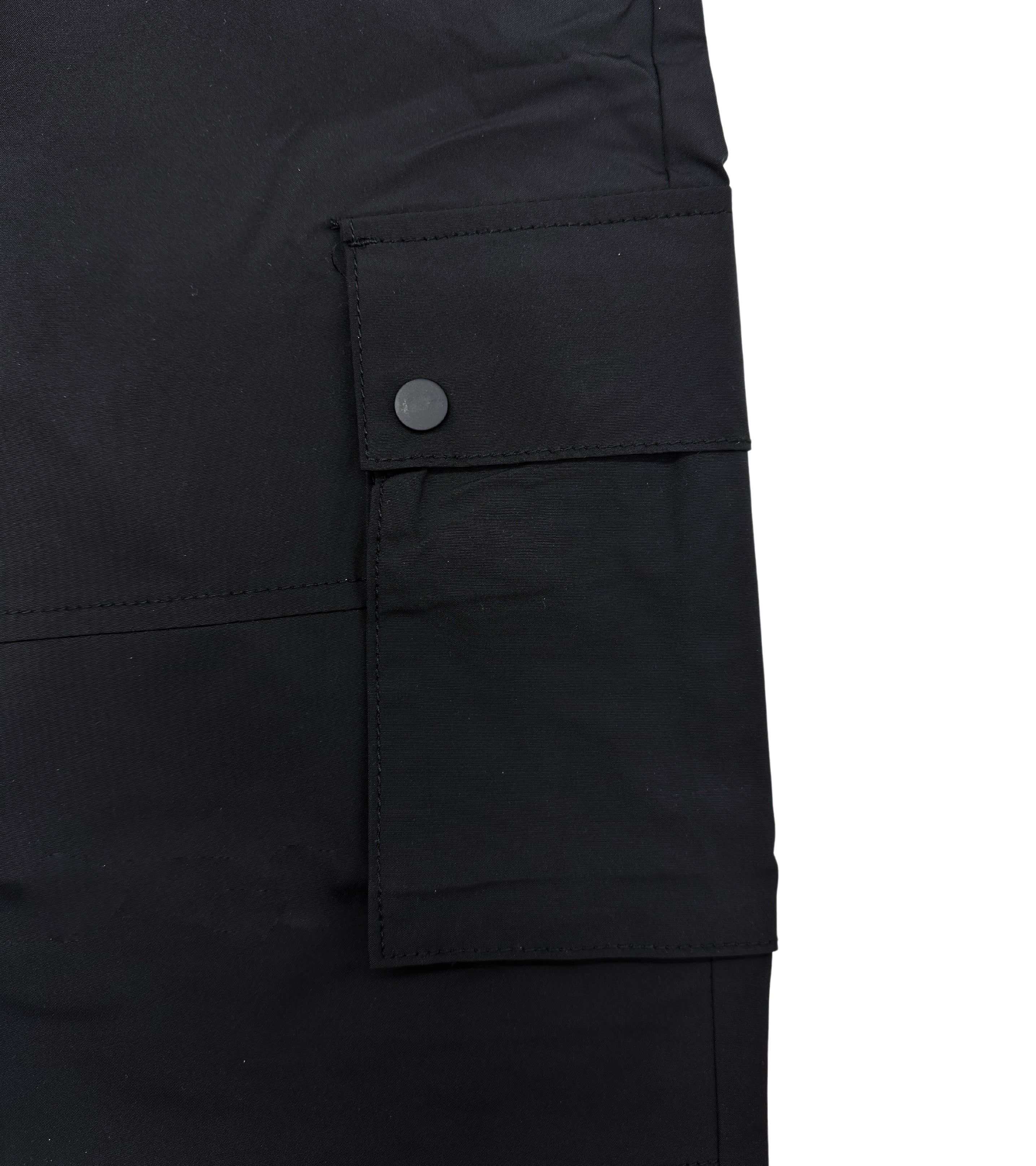 SOUTHPOLE ESSENTIALS HOODED WINDBREAKER JACKET & CARGO JOGGER SET (BLACK)