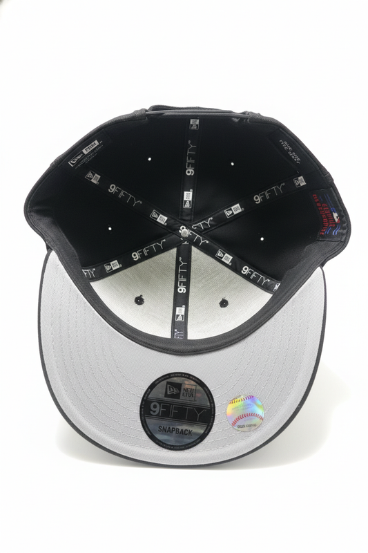 9FIFTY NEW ERA MLB TORONTO BLUE JAYS TWIST TRICK BLACK SNAPBACK HAT