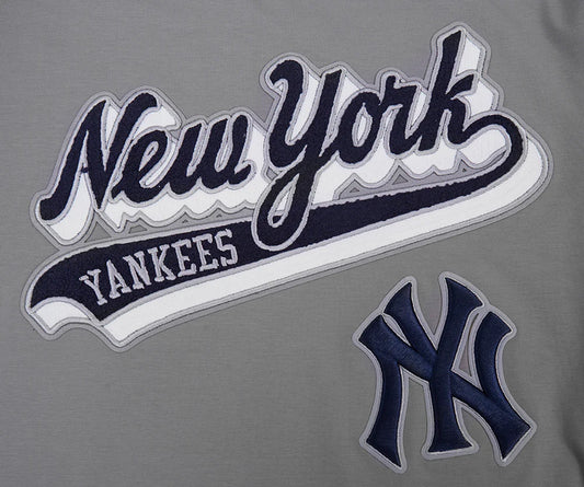 PRO STANDARD MLB NEW YORK YANKEES SCRIPT TAIL MEN'S GREY T-SHIRT