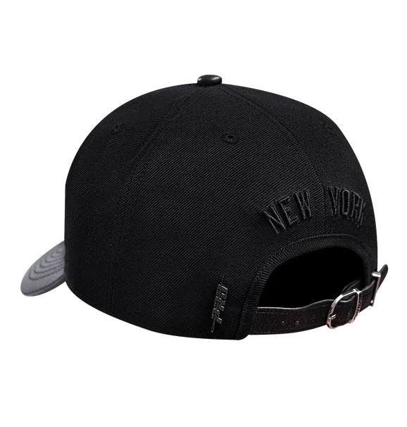 PRO STANDARD MLB NEW YORK YANKEES BLACKOUT PINCH FRONT BLACK STRAPBACK CAP