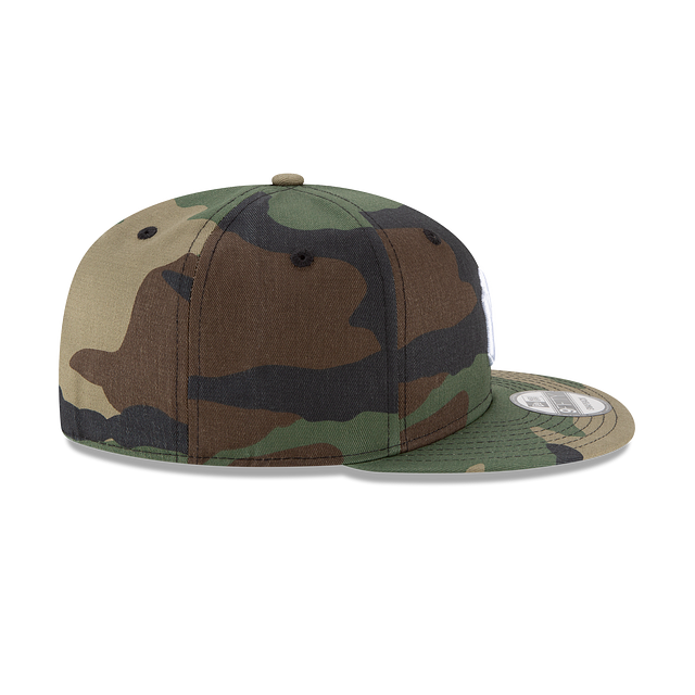 MEN'S 950 NEW YORK YANKEES CAMO SNAPBACK HAT