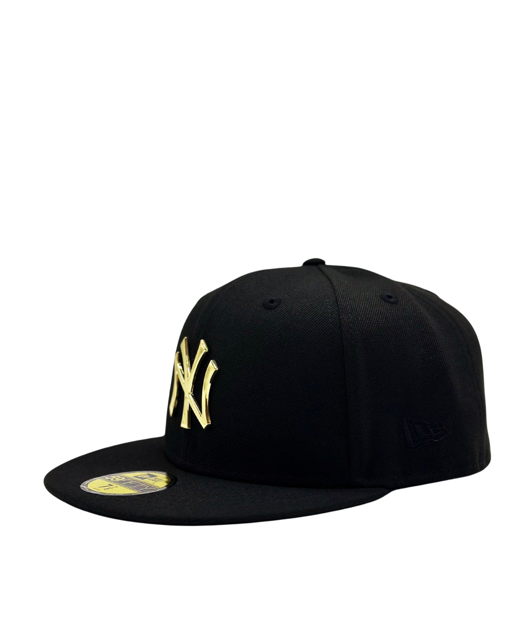 NEW ERA 59FIFTY NEW YORK YANKEES BLACK/GOLD METAL BADGE FITTED HAT