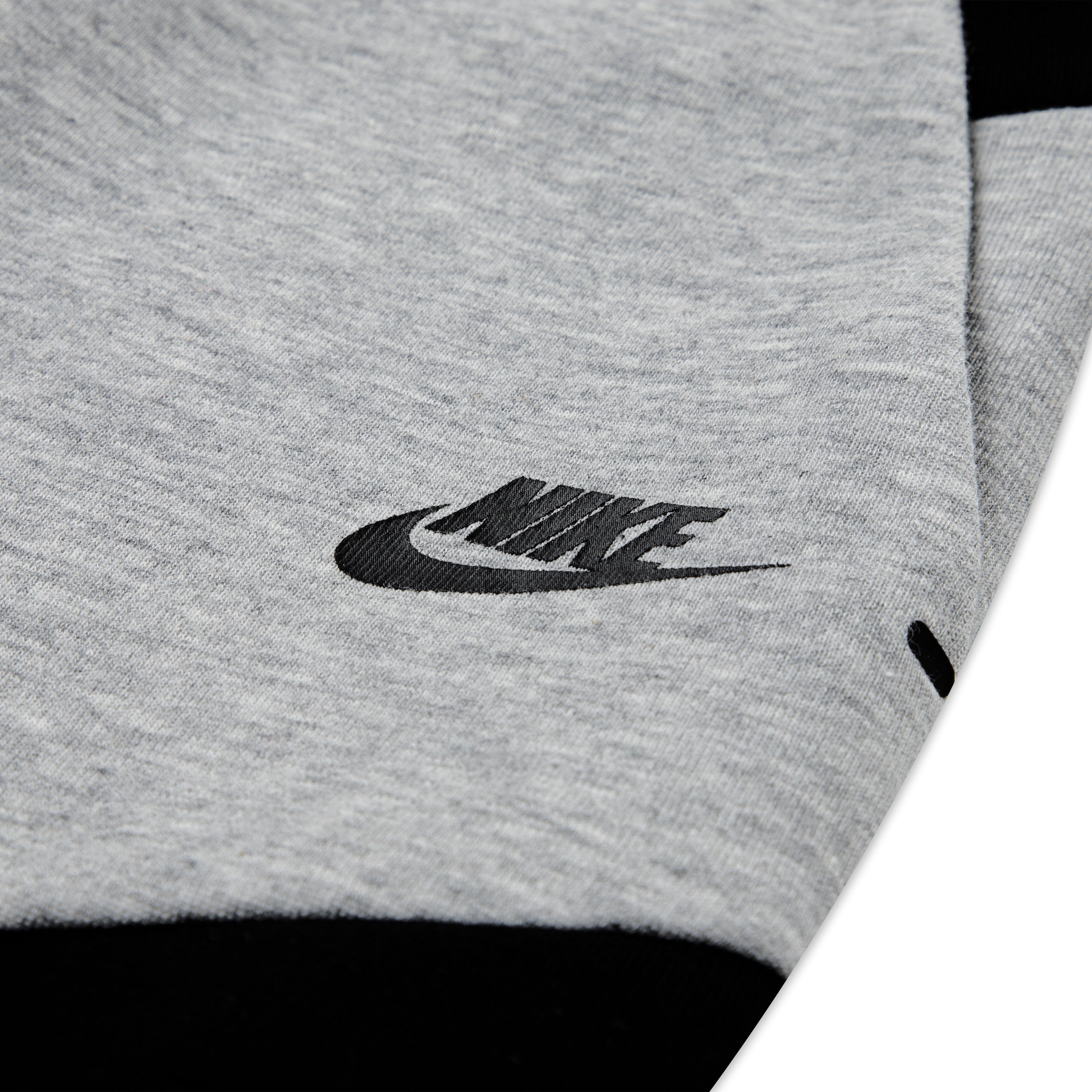 NIKE SPORTSWEAR TODDLERS' TECH FLEECE FULL ZIP BLACK & GREY HOODIE & JOGGER SET (SIZE 2T-4T)