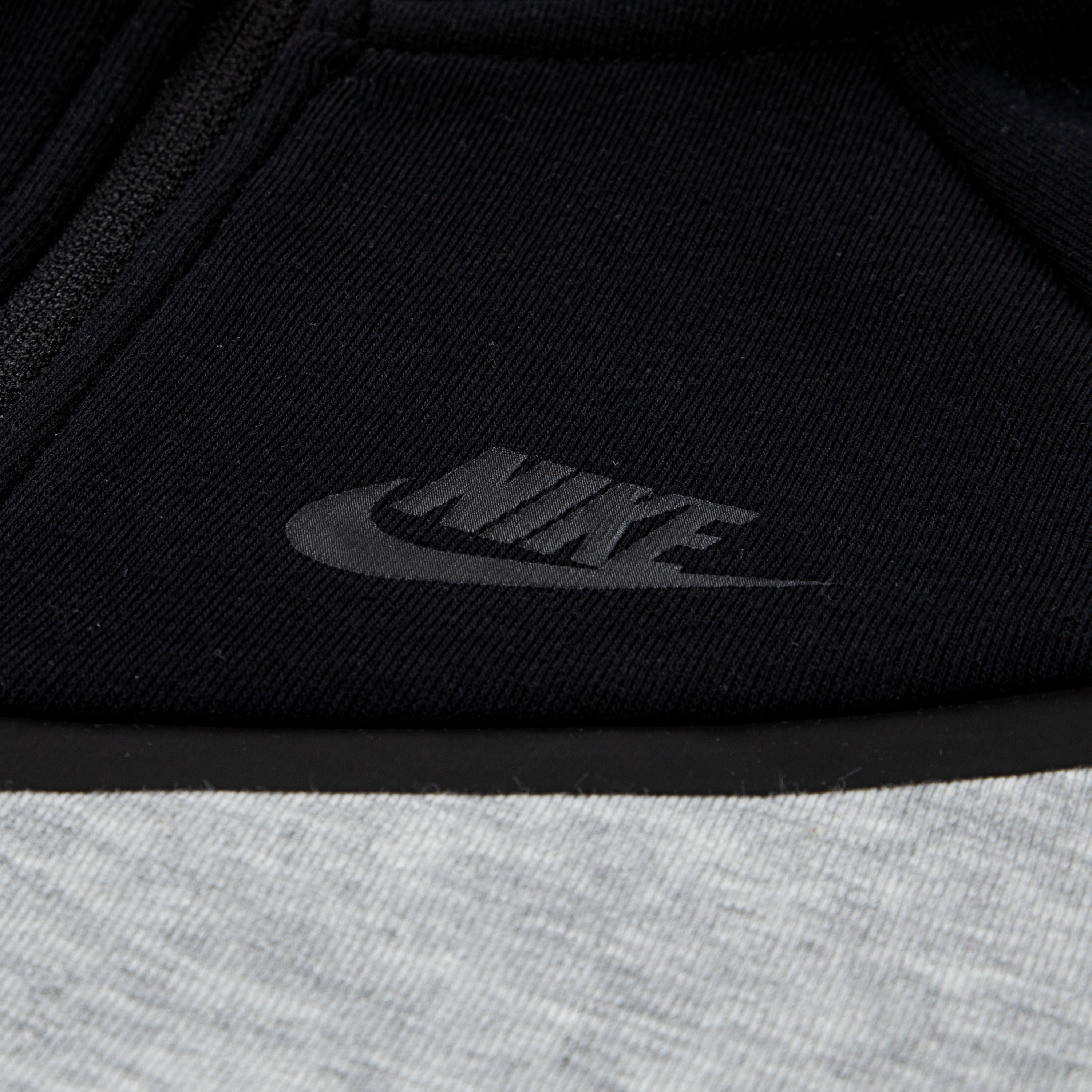 NIKE SPORTSWEAR TODDLERS' TECH FLEECE FULL ZIP BLACK & GREY HOODIE & JOGGER SET (SIZE 2T-4T)