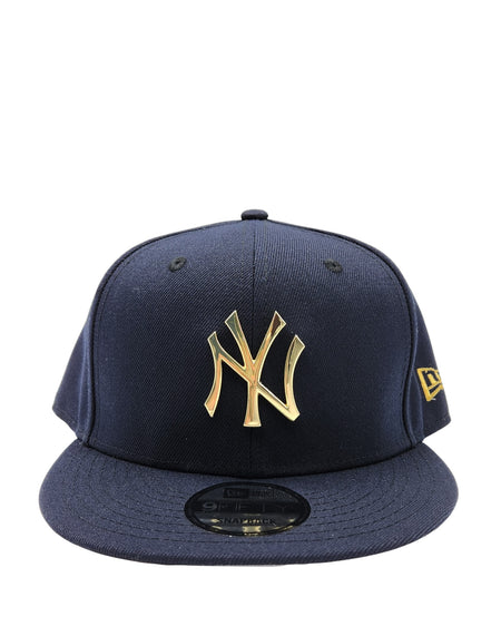 NEW ERA 9FIFTY NEW YORK YANKEES NAVY GOLD METAL BADGE SNAPBACK HAT