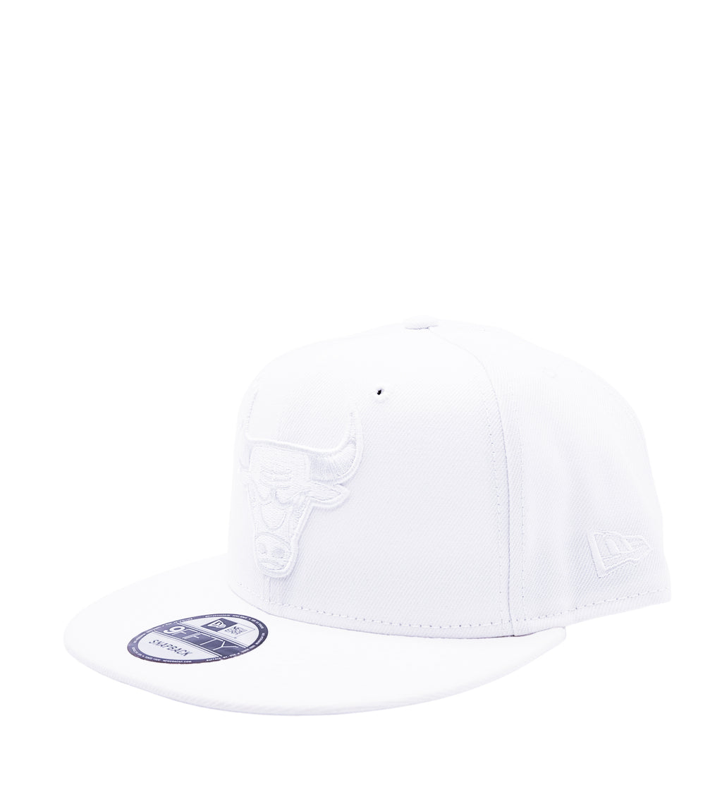 9FIFTY NEW ERA CHICAGO BULLS ALL WHITE SNAPBACK HAT