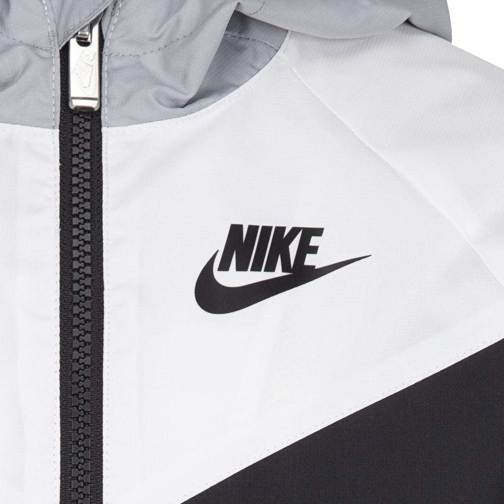 NIKE KIDS' SPORTSWEAR WINDRUNNER BLACK/WHITE JACKET