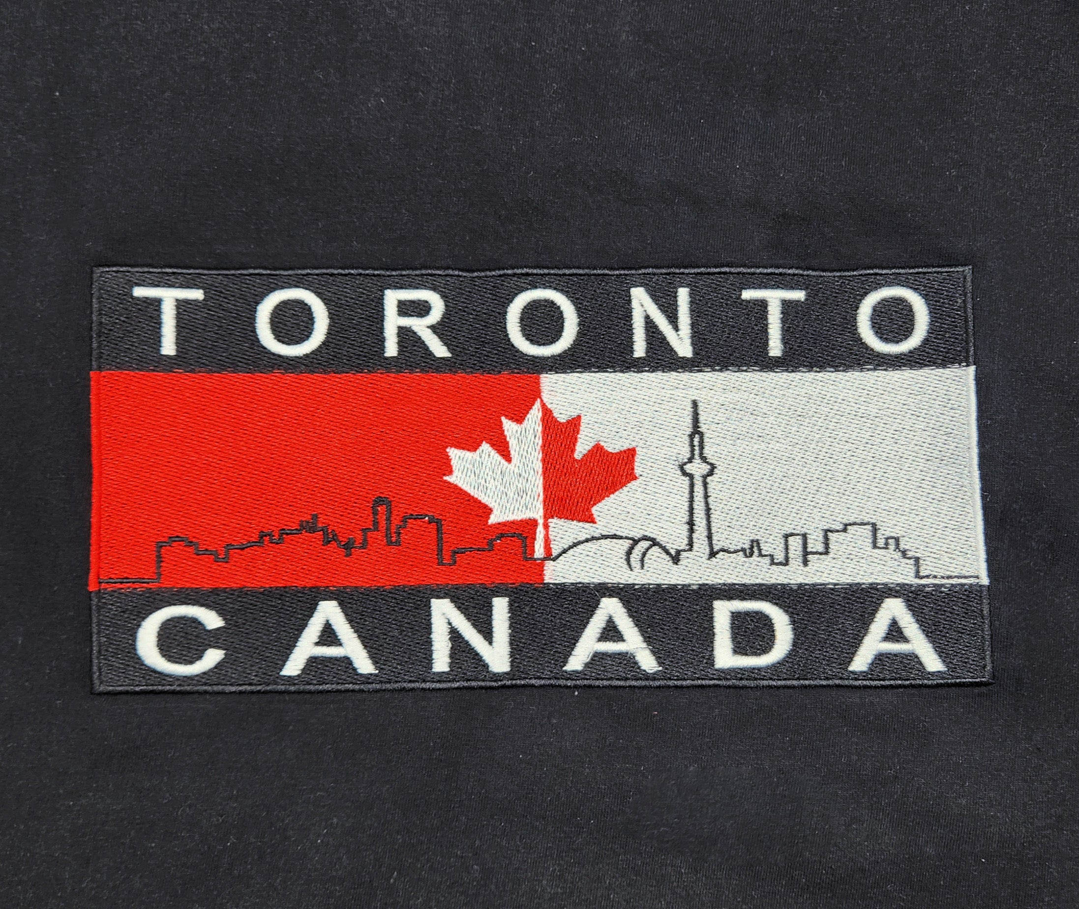 TORONTO CANADA EMBROIDERED LOGO PRINT T-SHIRT (BLACK)