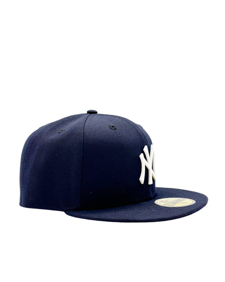 NEW ERA 59FIFTY NEW YORK YANKEES NAVY/WHITE METAL BADGE FITTED HAT