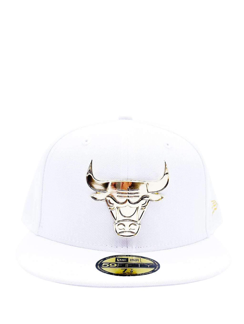 MEN'S NEW ERA 59FIFTY CHICAGO BULLS WHITE/GOLD METAL BADGE FITTED HAT