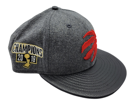 950 RAPTORS RED ON GREY WITH BLACK BRIM SNAPBACK